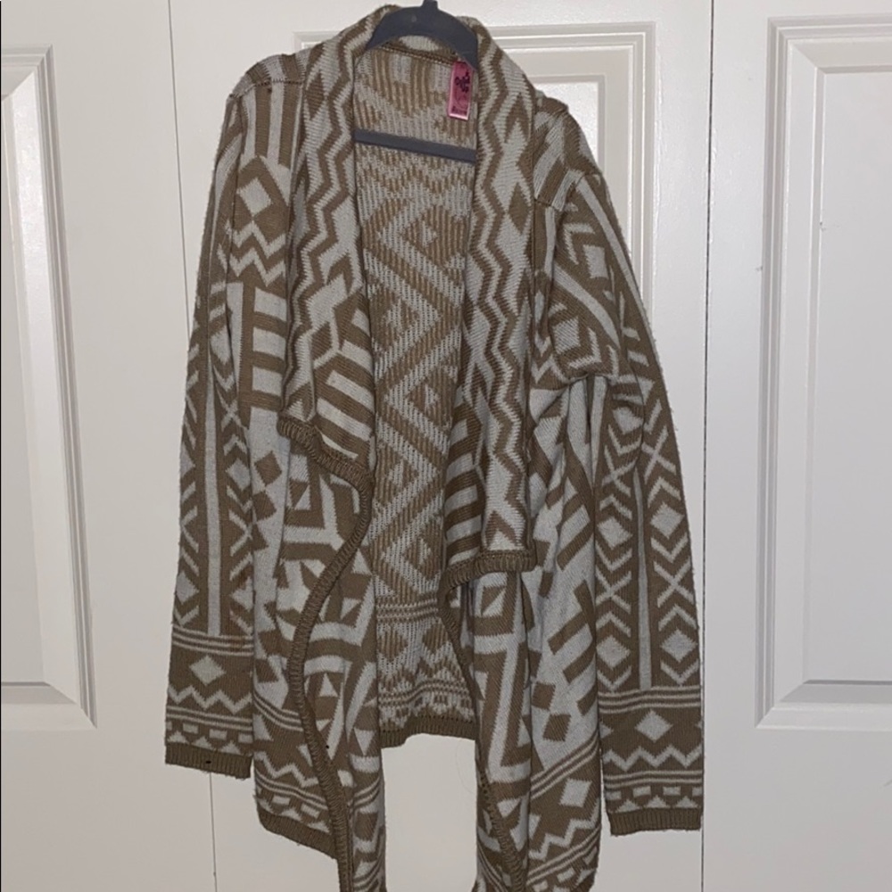 Geometric cardigan
